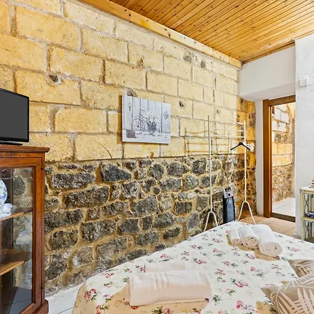 Oda ve Kahvaltı Cala Luna 3*